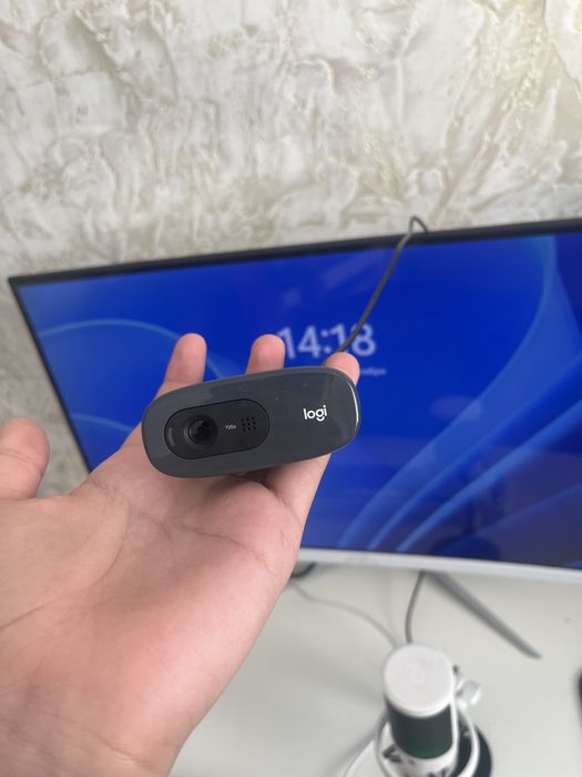 Веб камера Logi 720p