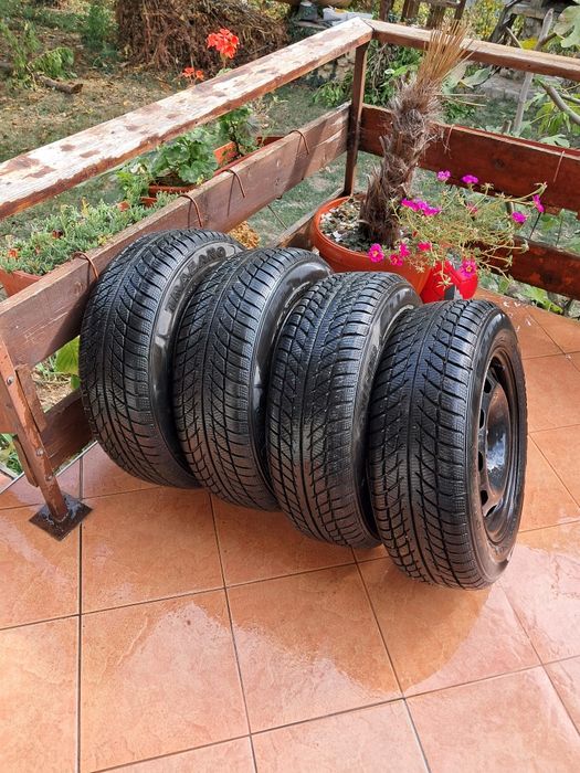 Зимни гуми за Голф 4  185/65 R14 с метални джанти 5×100