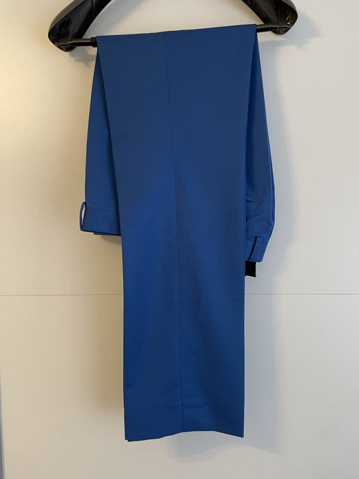 Costum barbatesc marime 52