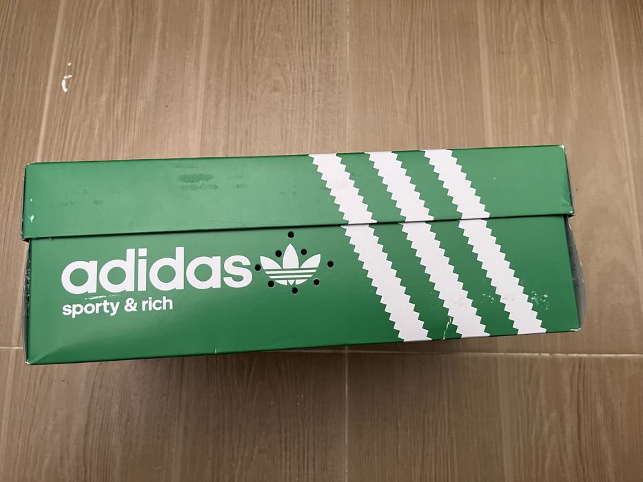 Adidas sporty and rich