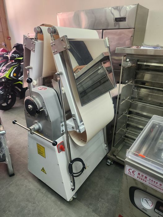 Тестораскладка ускунаси сотилади