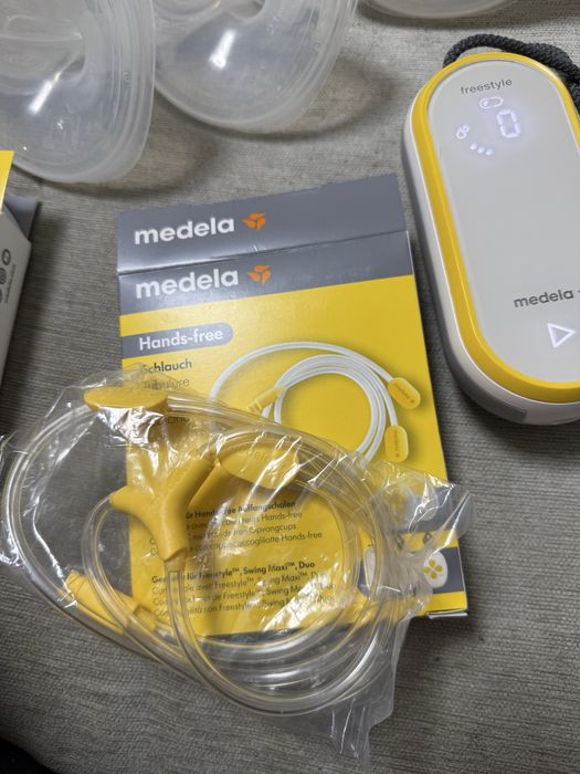 Помпа за кърма Medela Freestyle Hands-Free