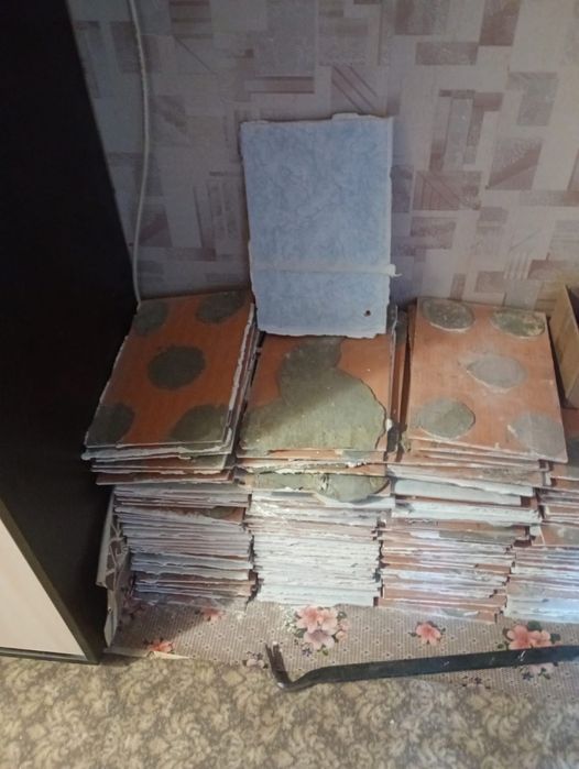 Отдам даром плитку