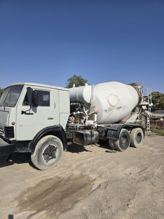 Kamaz texnika sotiladi