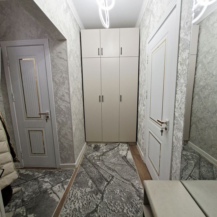 Чилонзор 20 2³ хона килинган,Балкон 2×6, 60м² Улучшением планировка