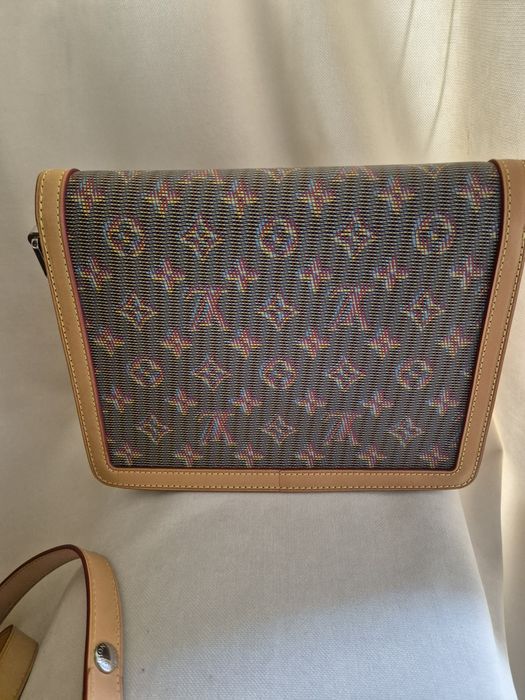 Louis Vuitton чанти ест.кожа