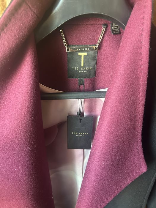 Палта Max Mara и Ted Baker