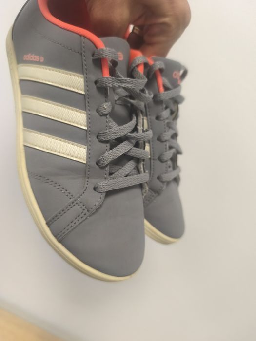 Adidas Neo 36 (22cm)