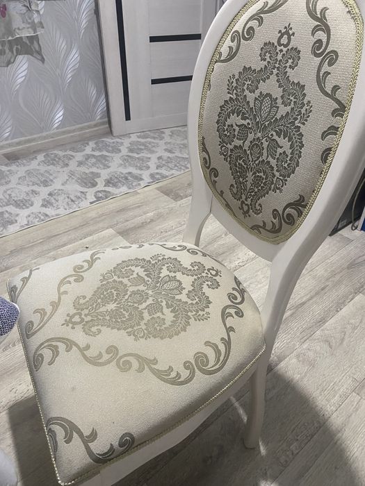 стол стулья  натуральное дерево