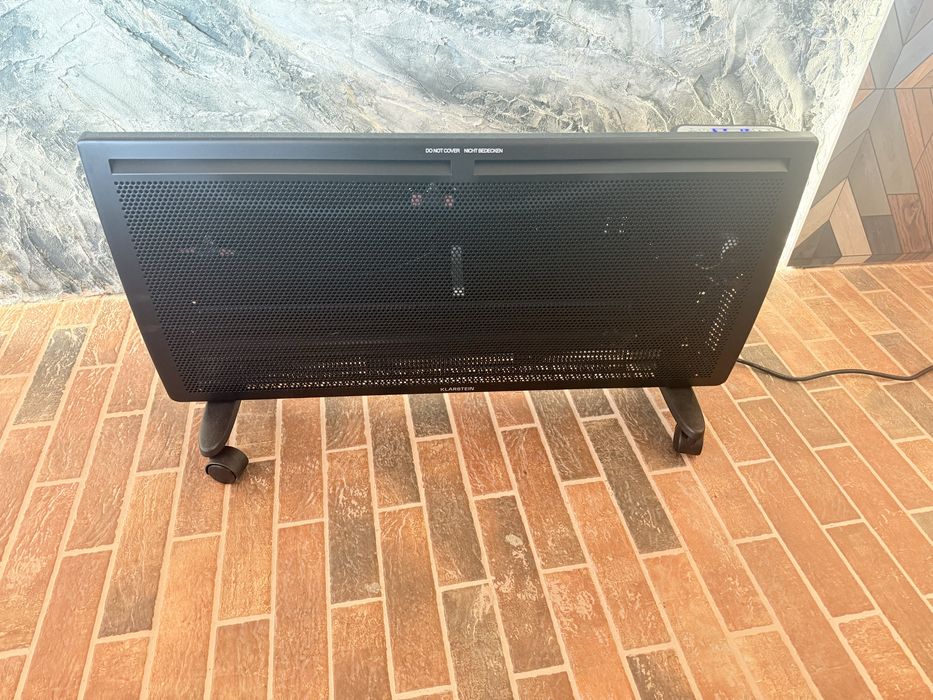 Конвектор черен HotSpot Wave