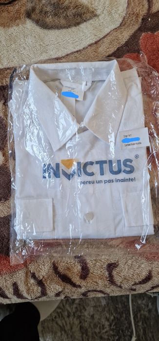 Costum militar invictus