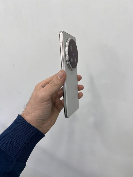 Vivo X100 Ultra 16/512 GB