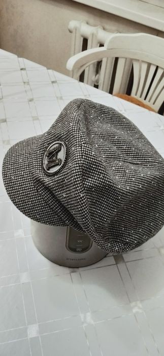 Модная кепка. Новая.