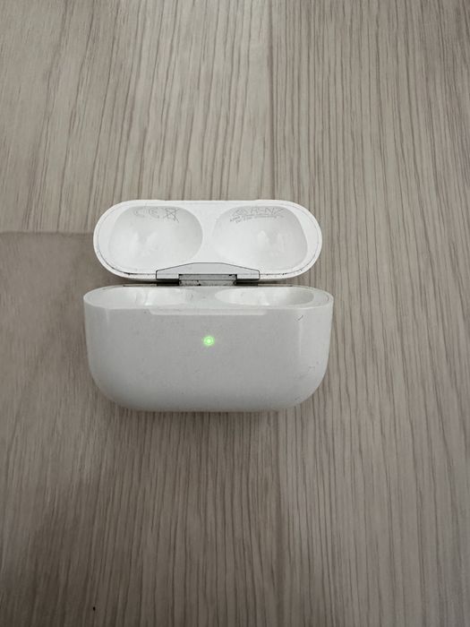 airpods pro 2 кейс оригинал