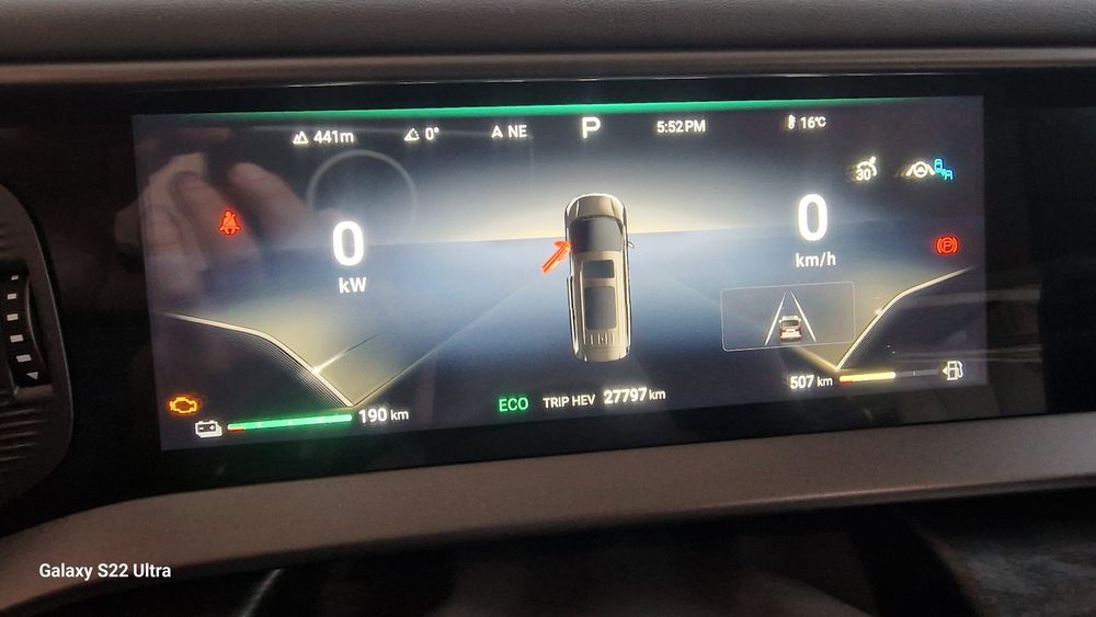 BYD DENZA D9 продам