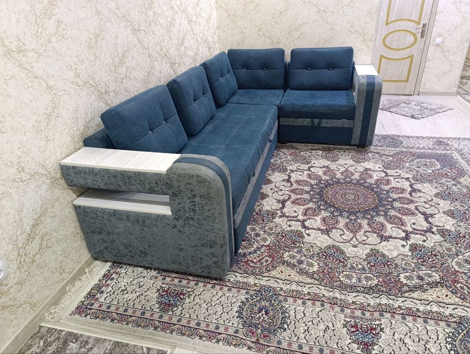 Продаётся диван-уголок