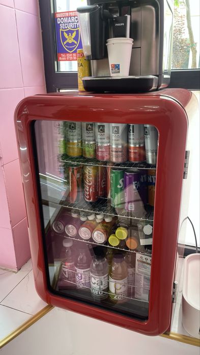 Frigider pentru bauturi klarstein rosu