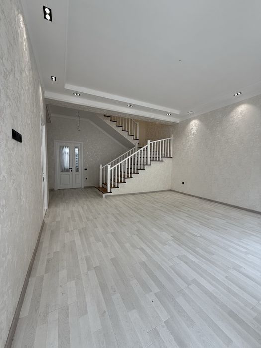 Срочно продаётся 2,5-сотих 5-комн участка в Сергели Ханабад