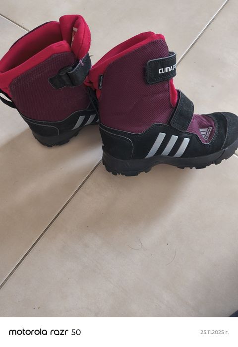 Боти adidas запазени