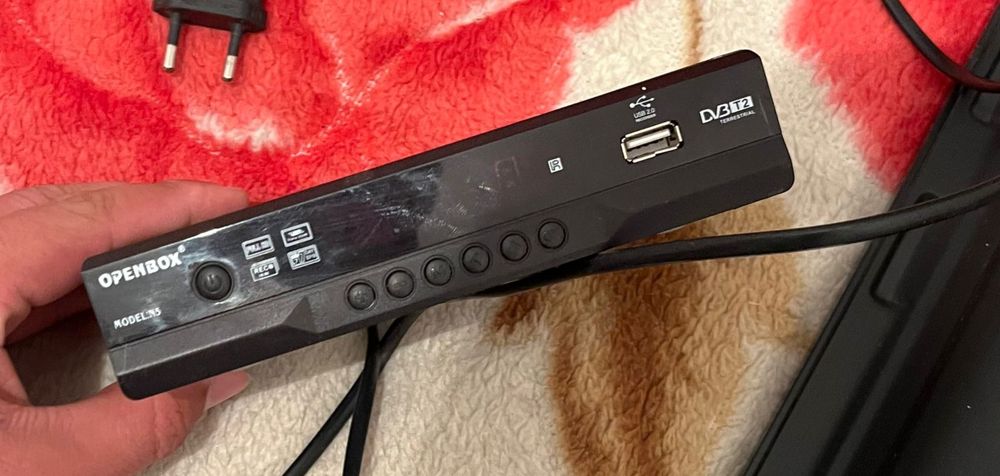 Продам телевизор