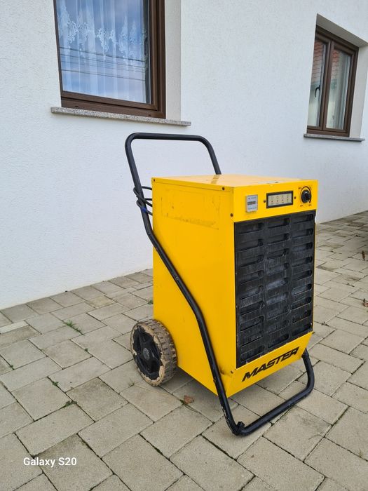Închiriere Dezumidificator industrial , tun caldura,aeroterme electrice pentru renovări sau încăperi care au nevoie să  fie eliberate de umiditate