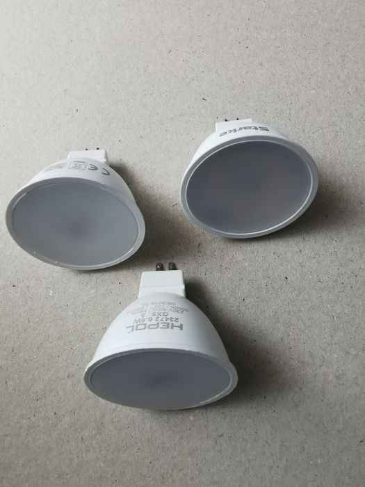 Spoturi Led GX5.3 și GU5.3 folosite