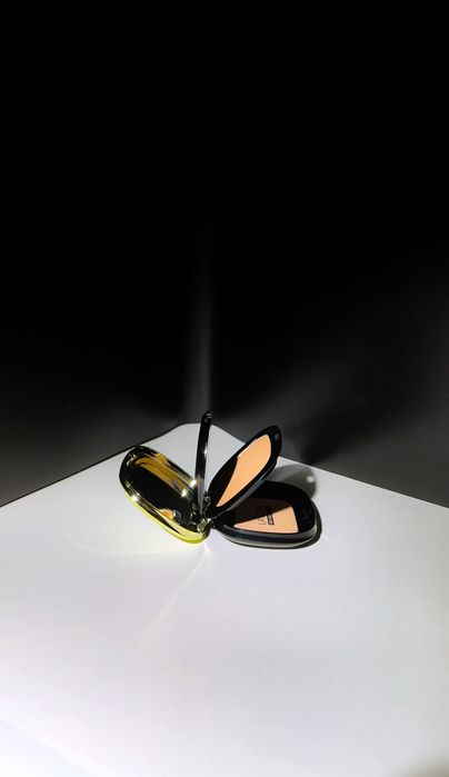 LA'CORE koreyskiy kosmetika brendidan 2 tomonlama PUDRA SPF 50