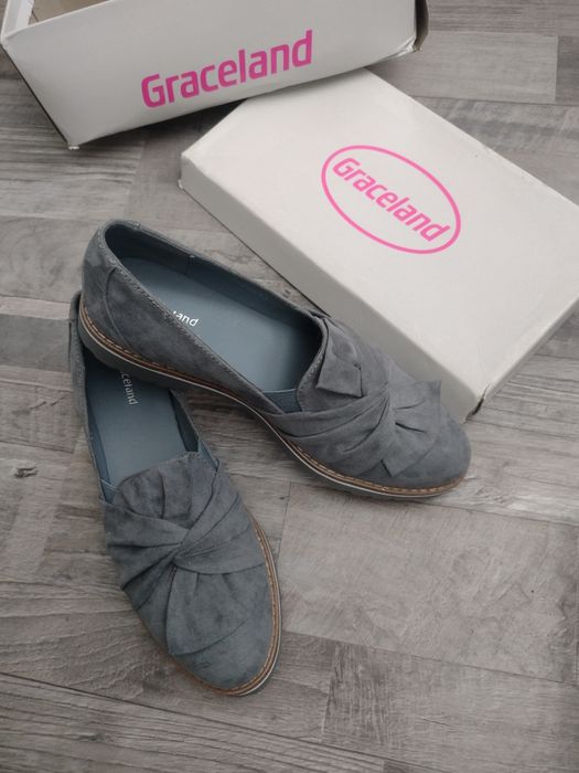 Дамски обувки ниски