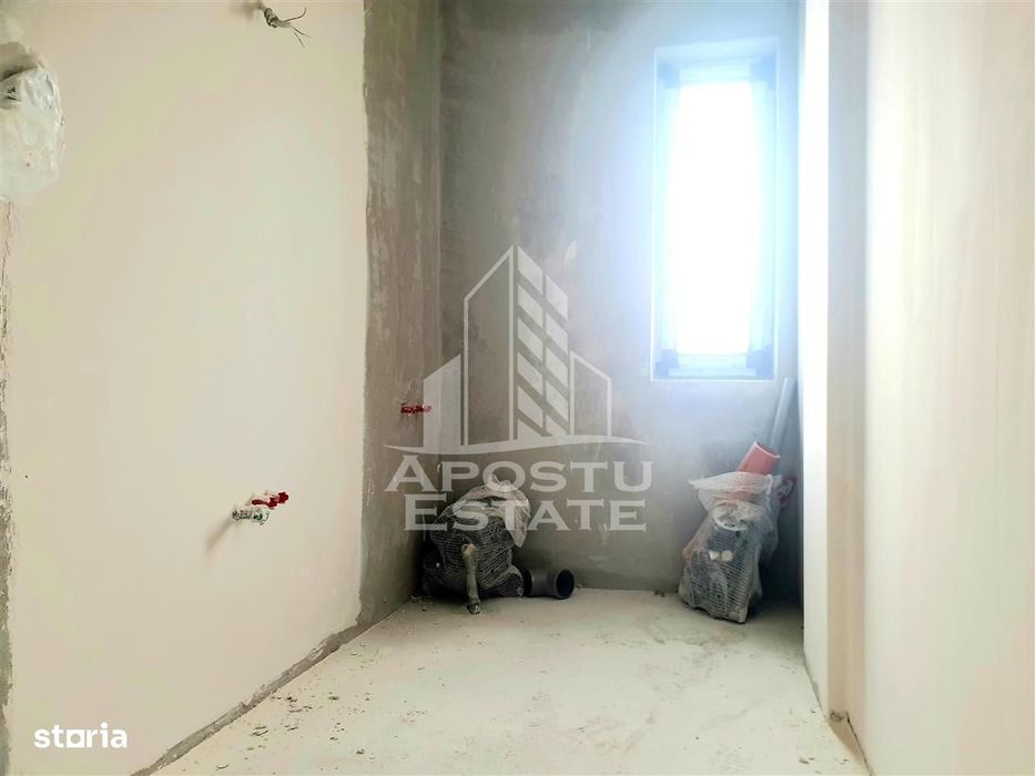 Apartament cu 2 camere etaj intermediar zona Unitatii Militare