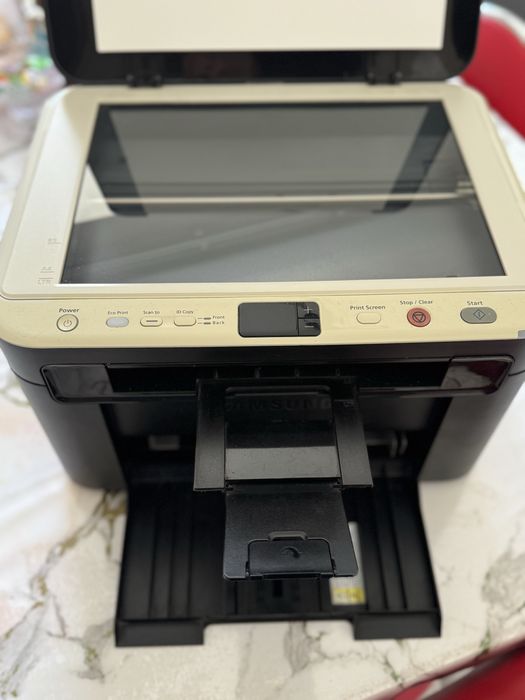 Продам принтер самсунг 3200