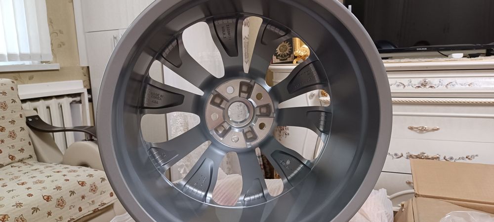 Малибу 2 диска Оригинал 245/45/19