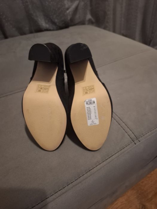 Чисто нови дамски боти Only  38 номер