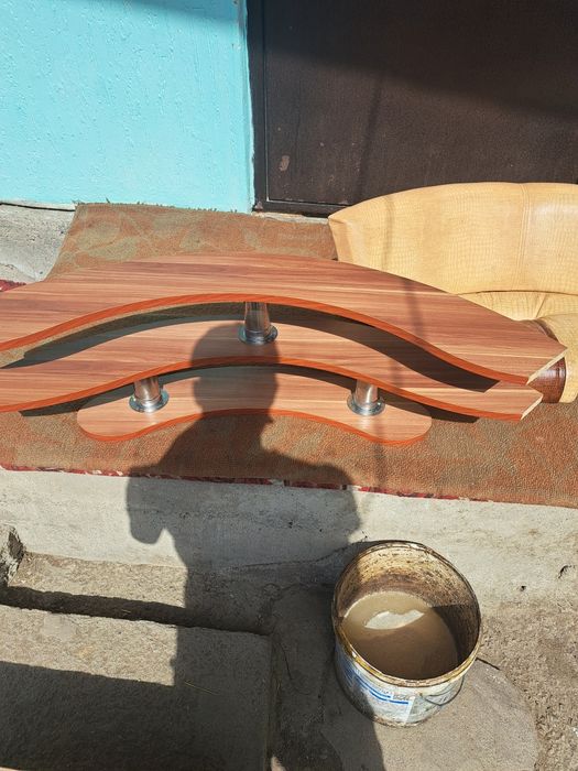 Срочно продаю кохонный стол