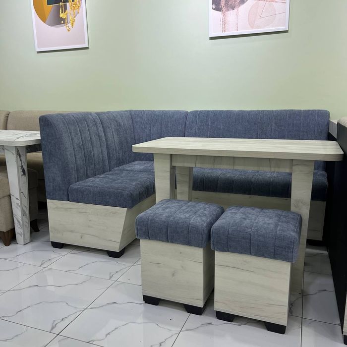 Кухонный уголки, имеется рассрочка.