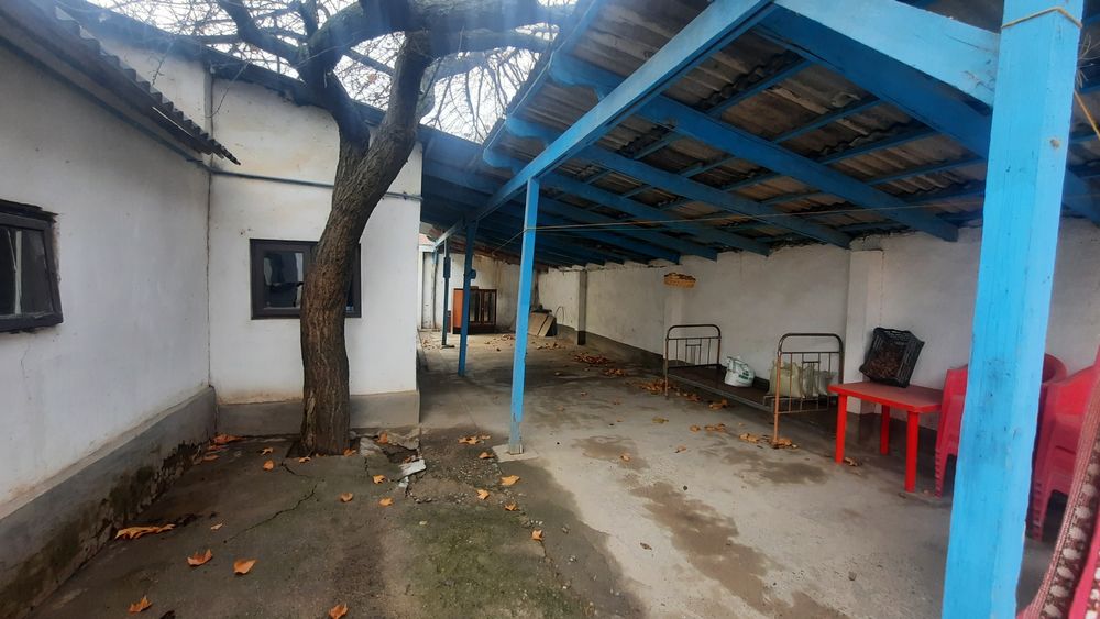 Uy sotiladi 4 sotih Qibrayda