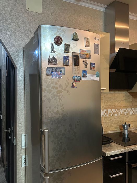 Холодильник/техника для кухни