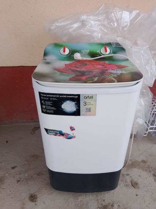 Srochna kir moshina sotiladi