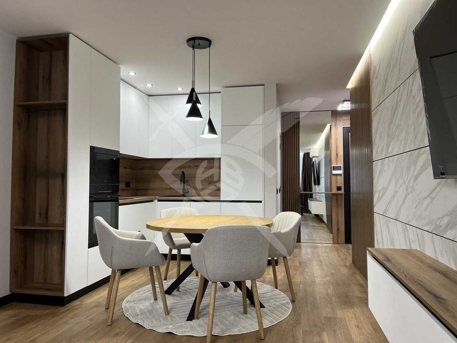 Двустаен апартамент в кв. Кръстова вада №183936