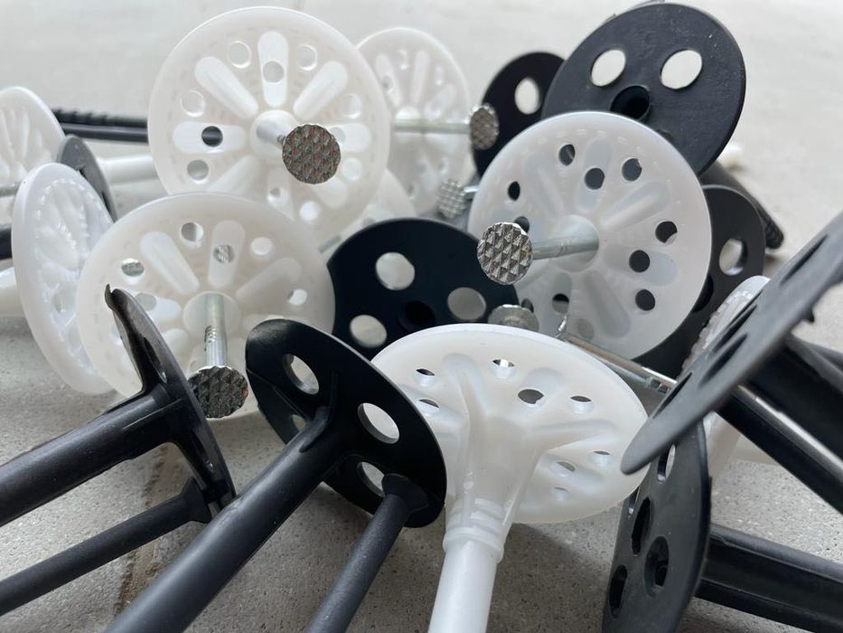 Plasa fibra, colțar pvc, picurator, aluminiu, apolaizer, diblu,surub