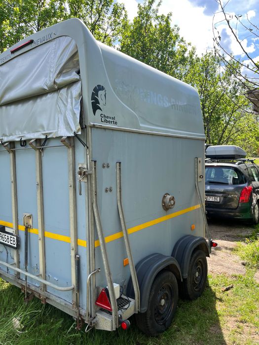 Ремарке/каравана за коне