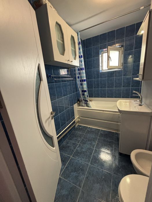 Vând apartament 2 camere parter inalt poarta 6