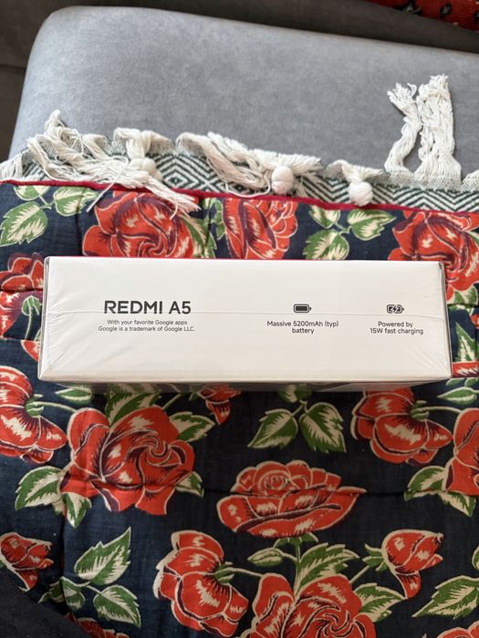 Мобильный телефон redmi A5 новый