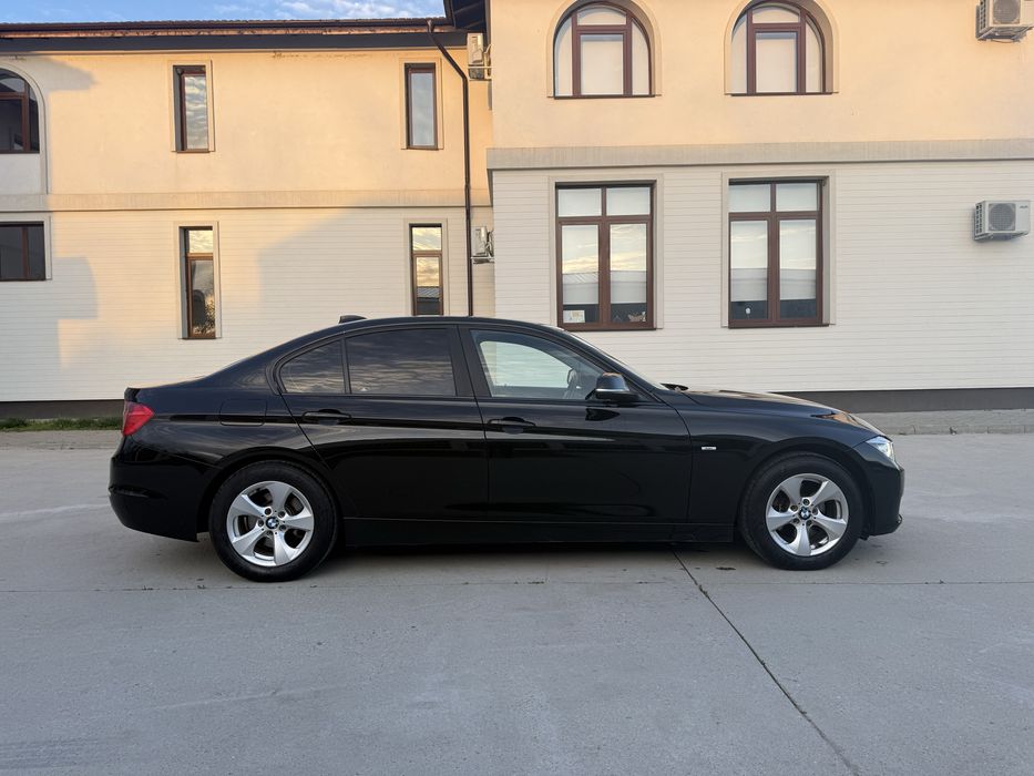 BMW 320d automat bi-xenon