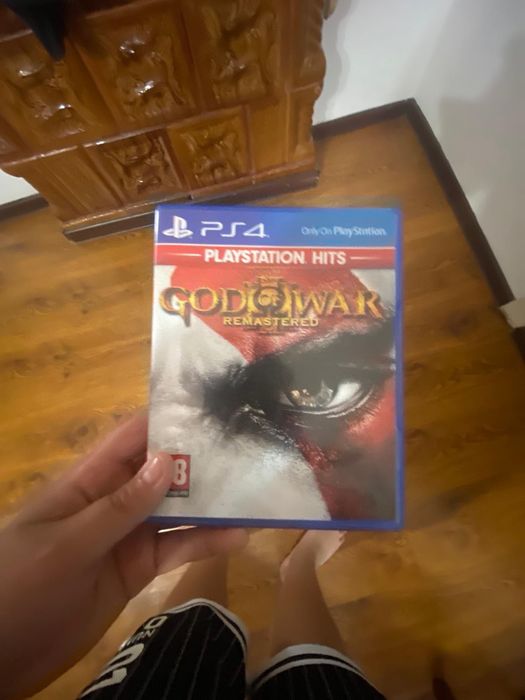 Play Station 4 slim