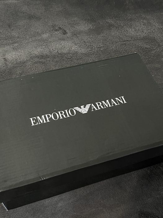 ARMANI красовка