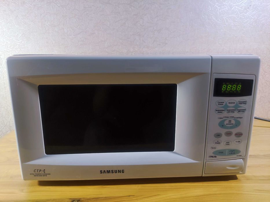 Samsung CE2738NR микроволновка с грилем