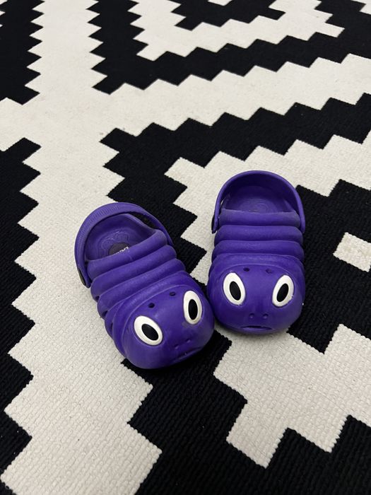 Продам детские сланцы