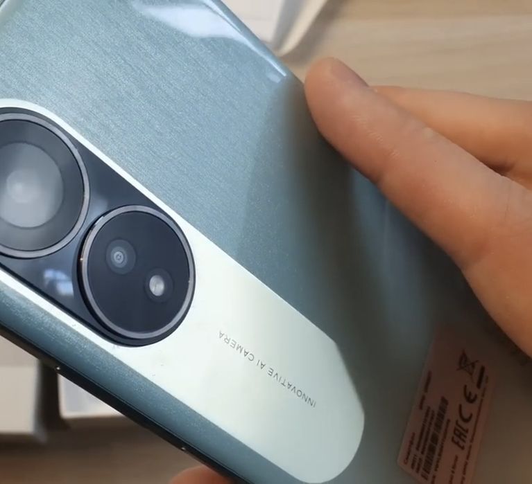 Оппо а 58 в отличным состоянии