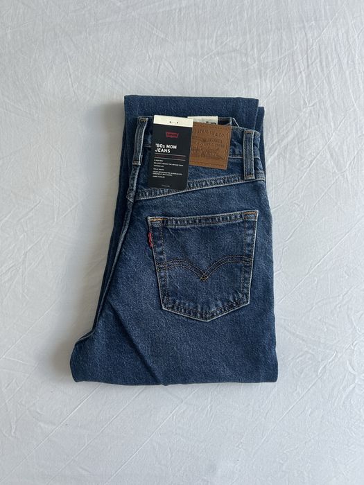 Levi’s 80’s Mom Jeans Women’s W24 x L32