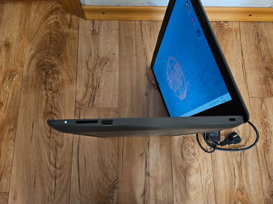 Продам современный ноутбук HP 255 G7